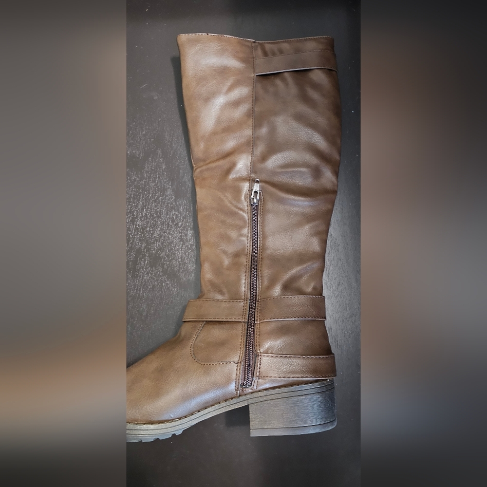*SO Riding Boots* - Picture 3 of 9